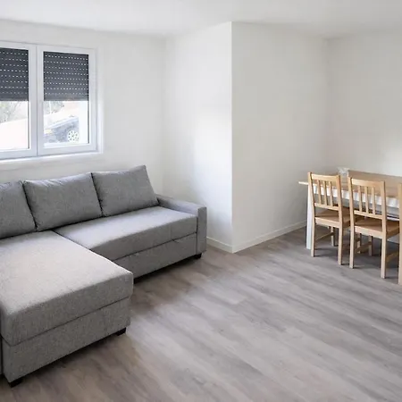 Modern For 6 In Nova De Gaia *